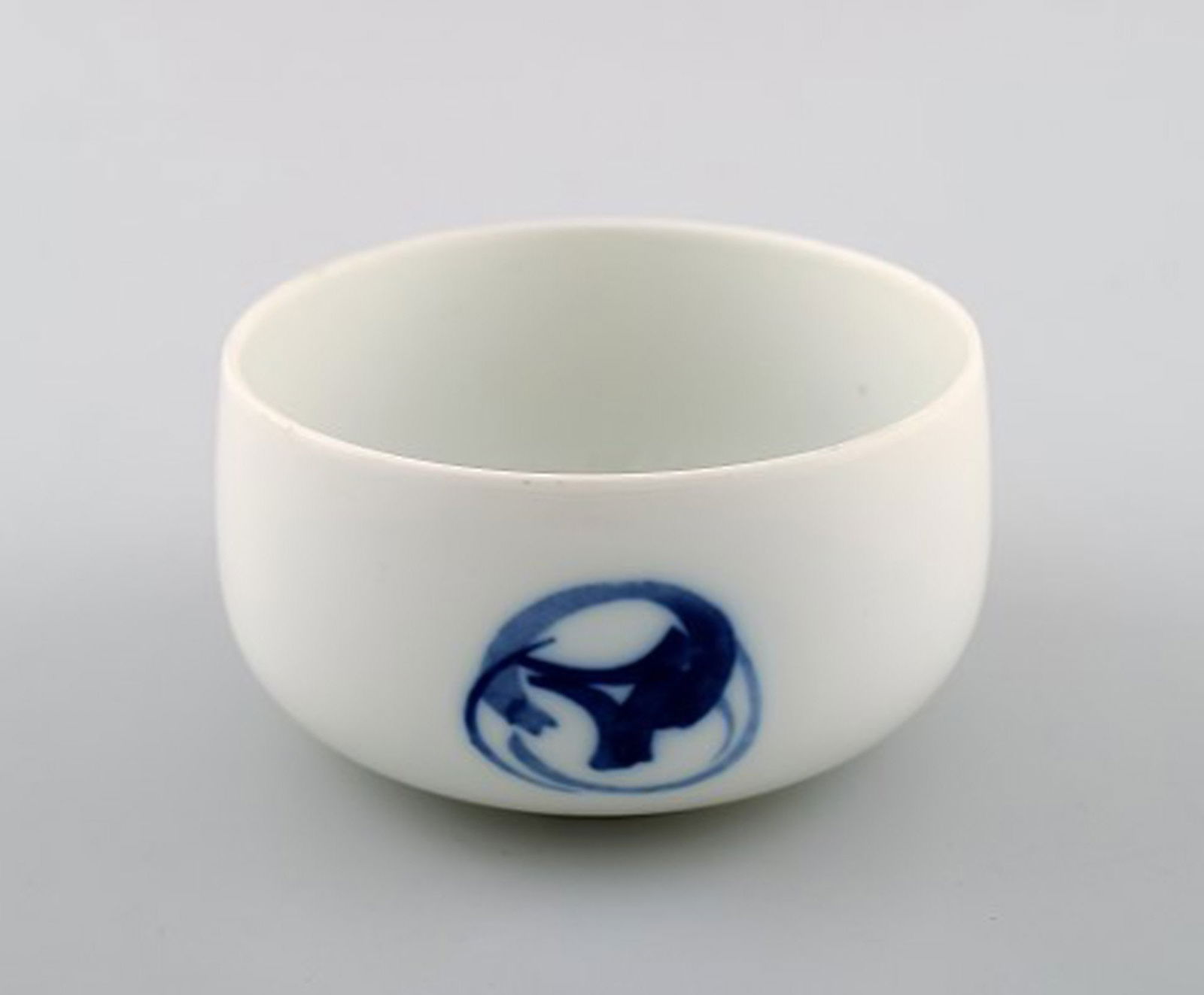 Bing & Grondahl Blue Koppel Henning Koppel Sugar Bowl # 302. - 2