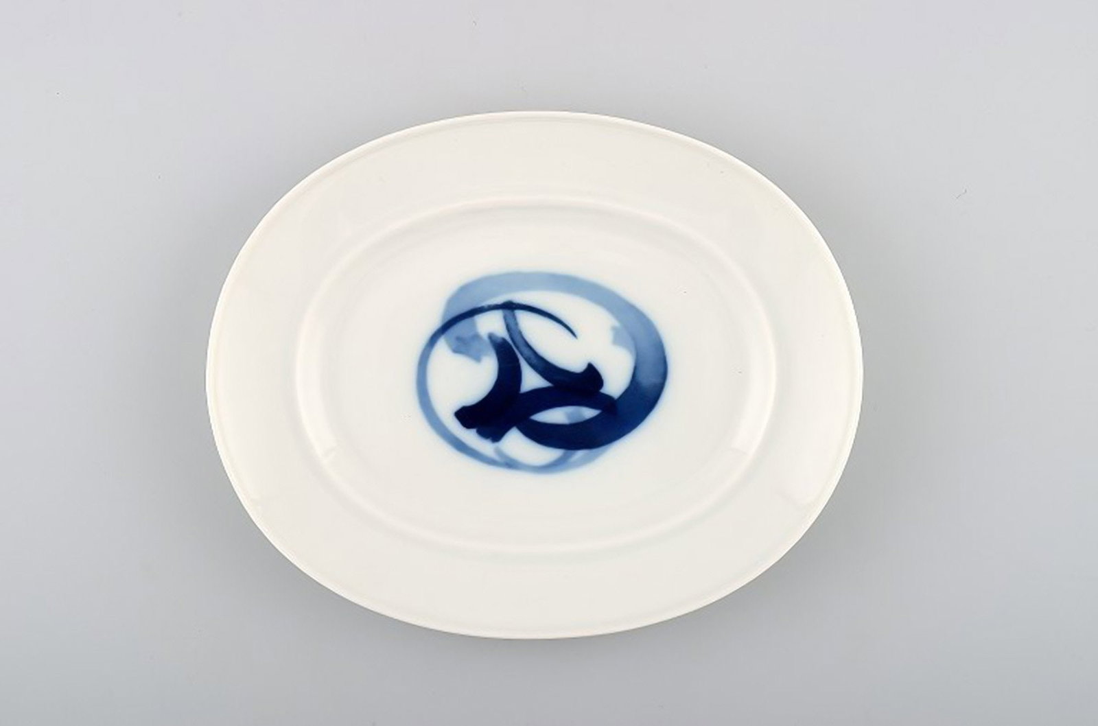Bing & Grondahl Blue Koppel, small platter. Designed by Henning Koppel.: Title: Bing & Grondahl Blue Koppel, small platter. Designed by Henning Koppel. Description: Bing & Grondahl Blue Koppel, small platter. Designed by Henning Koppel. Decoration number 318. 1st. factory
