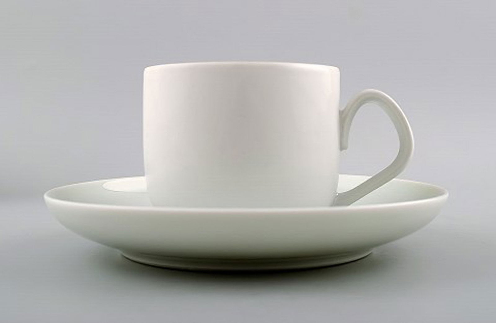 Bing & Grondahl, B&G, White Koppel, 6 p. Coffee service. Designed by Henning Koppel. - 2
