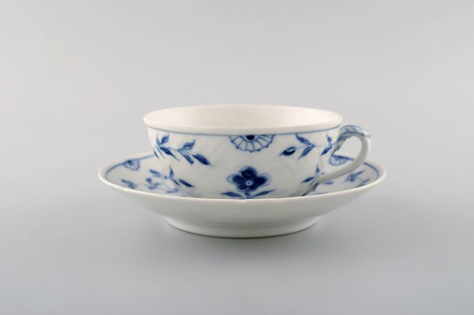 Bing & Grondahl / B&G, Butterfly. Tea cup with saucer. (1 of 5)