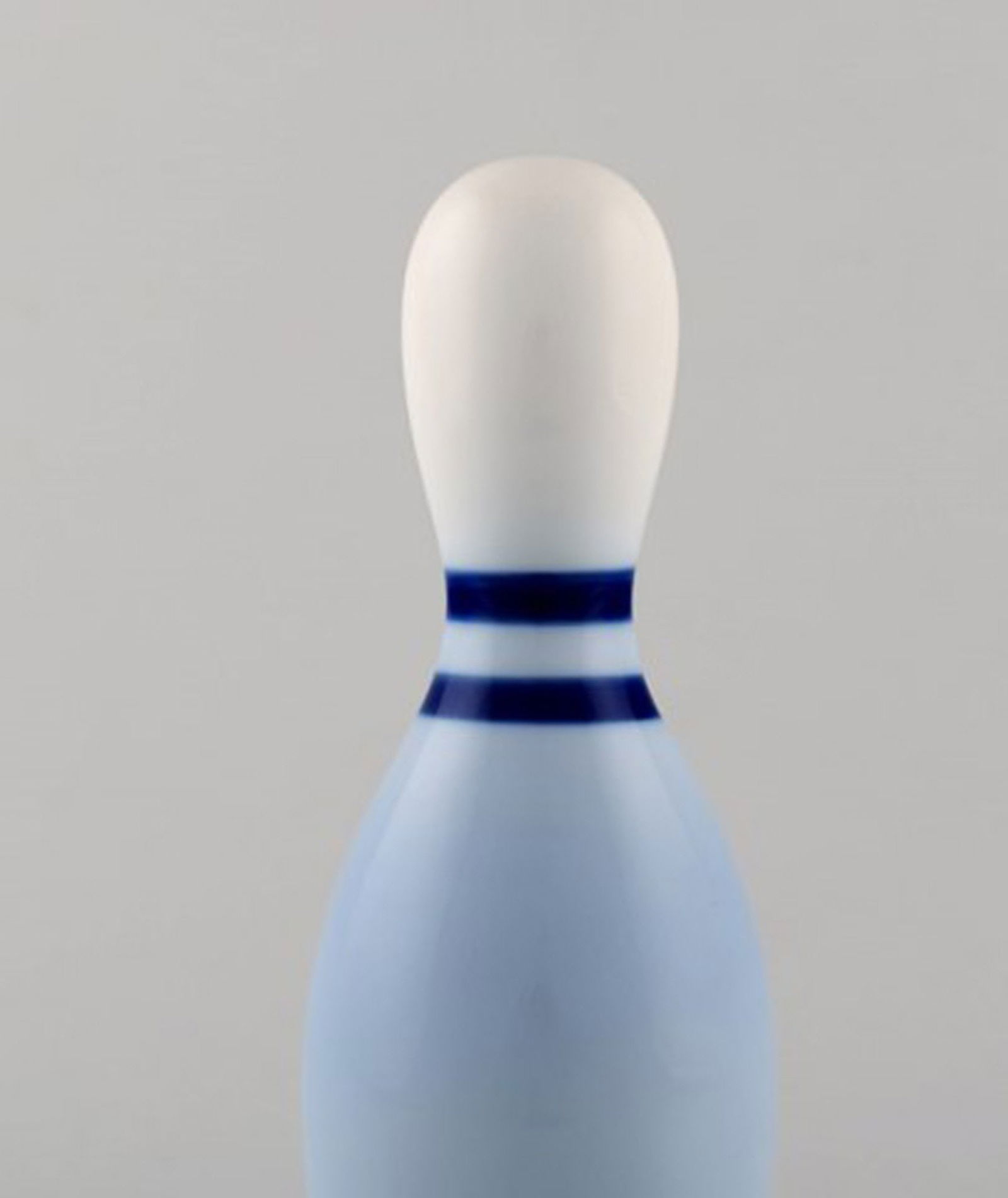 Rare B&G (Bing & Grondahl) bowling pin, model number 6132. - 2