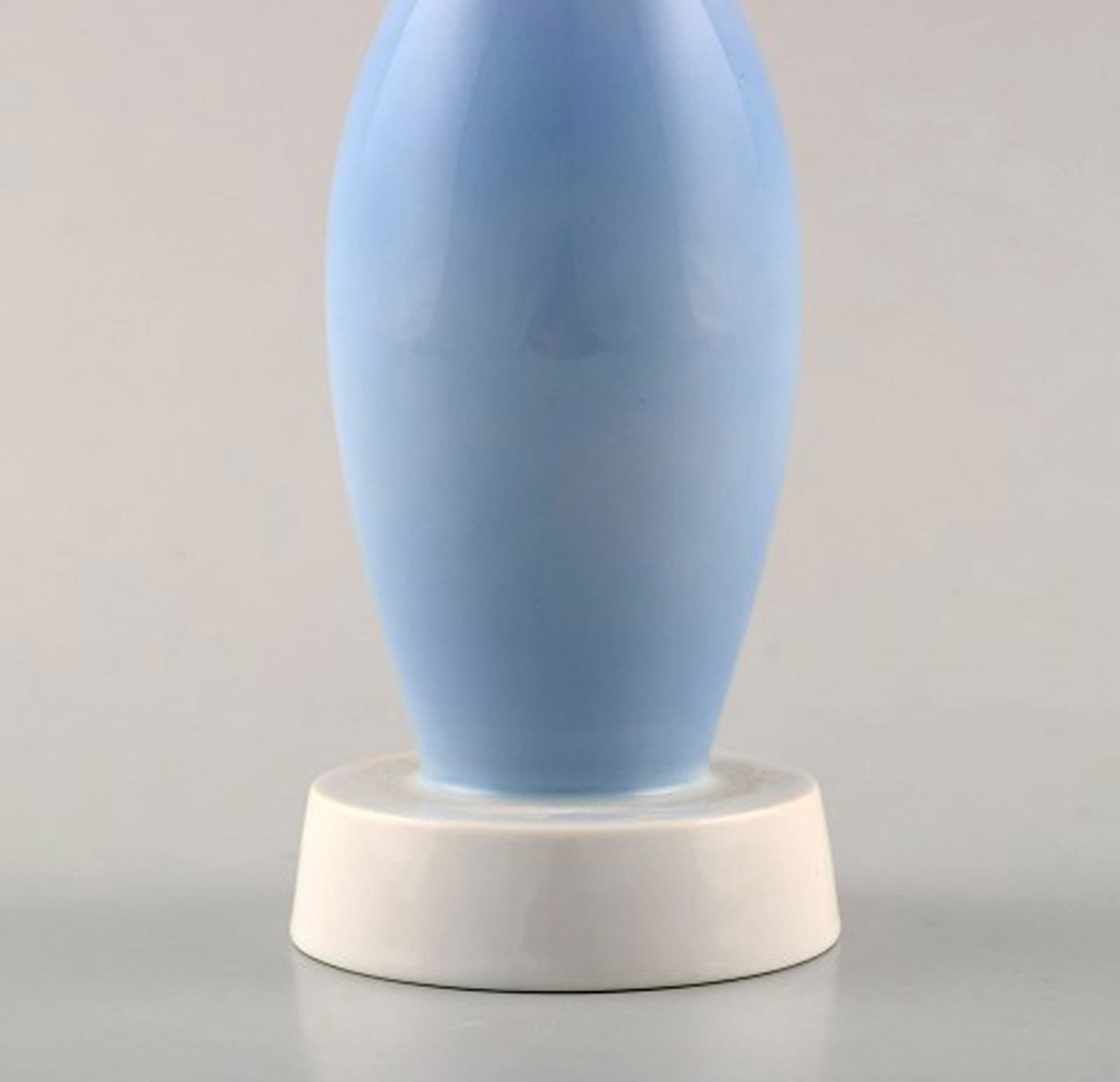 Rare B&G (Bing & Grondahl) bowling pin, model number 6132. - 3