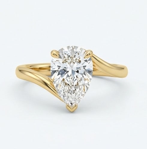 5 Ct Lab Grown Diamond Pear Shape Bypass Solitaire Ring in 14K Yellow Gold: Title: 5 Ct Lab Grown Diamond Pear Shape Bypass Solitaire Ring in 14K Yellow Gold Description: Stunning 5 carat lab grown diamond ring featuring a Pear Shape Bypass Solitaire design. The center stone