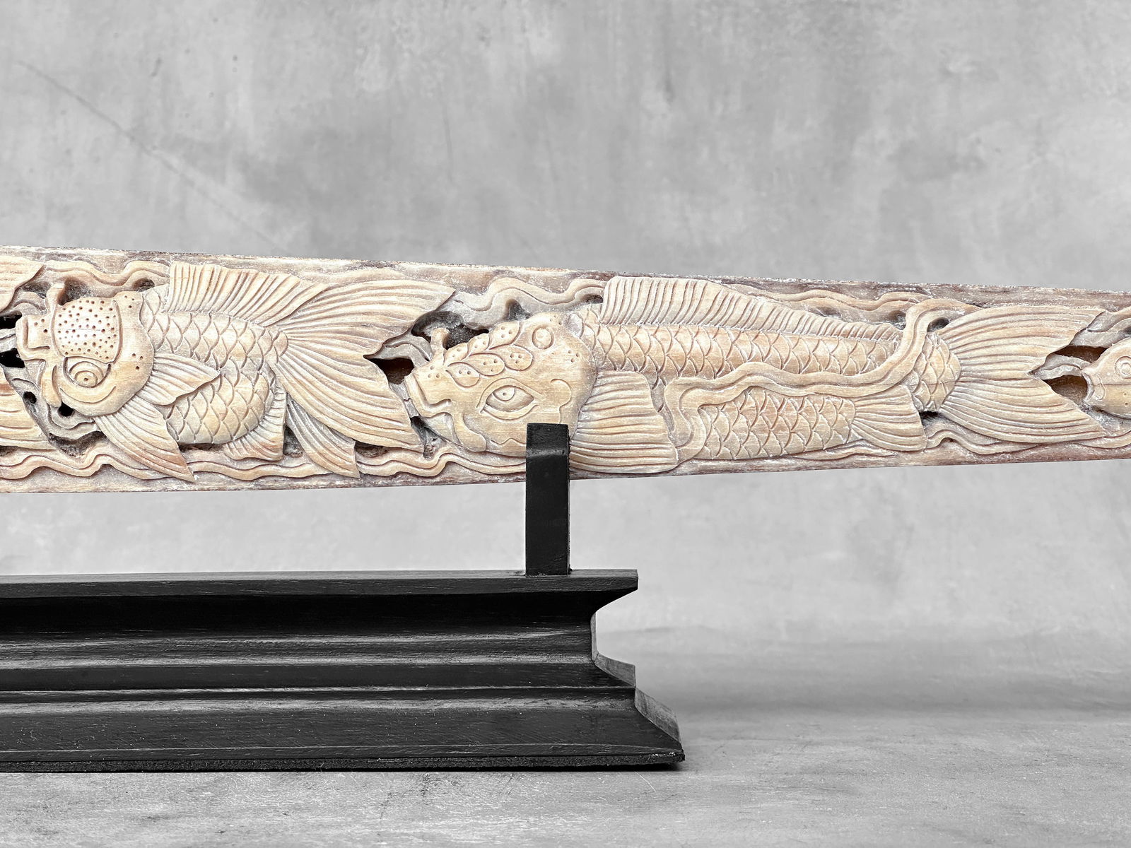 Wonderful large carved swordfish tusk - Japanese koi motif - 9