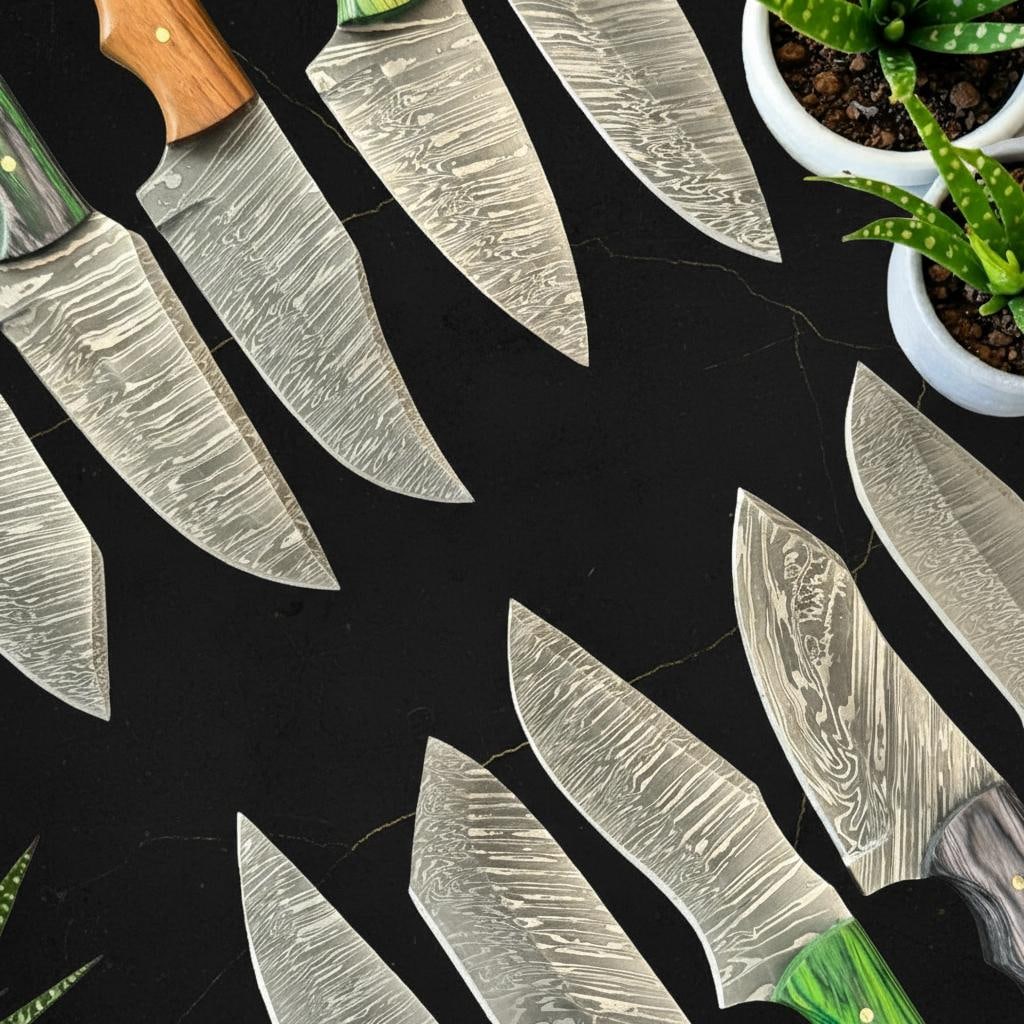 Set of 10 Damascus Steel Hunting Knives with Pakka Wood Handles Skinner Style - 4