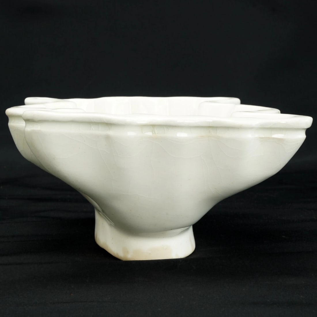 White Victorian Asparagus Food Mold 19th C - 4