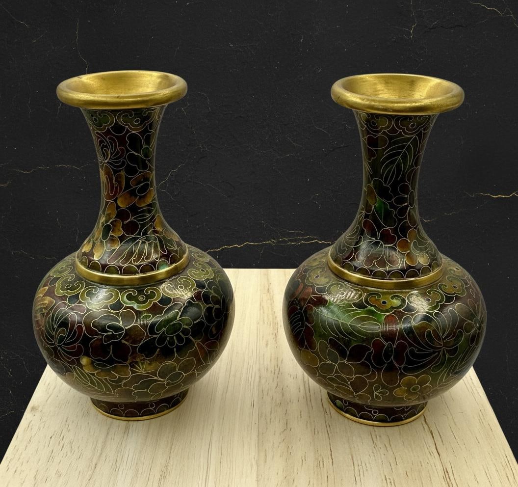 Pair of Vintage Chinese Cloisonne Vases, 4 Inch Floral Enamel with Gold Tone Trim (1 of 9)