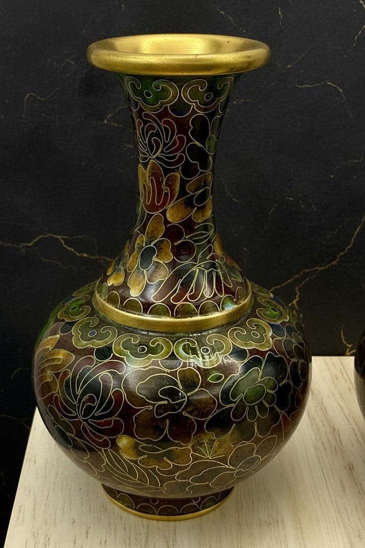 Pair of Vintage Chinese Cloisonne Vases, 4 Inch Floral Enamel with Gold Tone Trim - 5