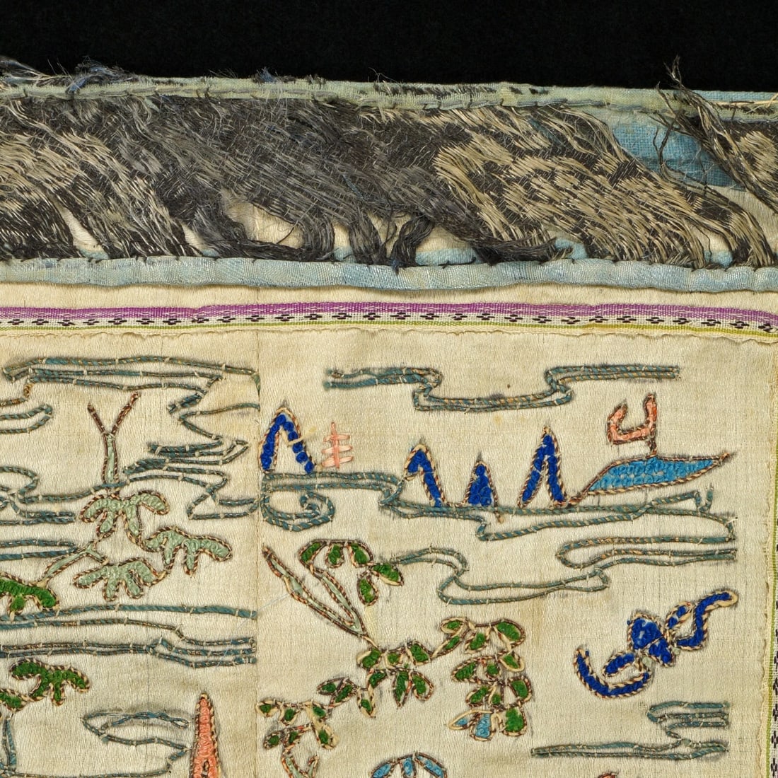 19th C Chinese Embroidered Silk Panels - 8