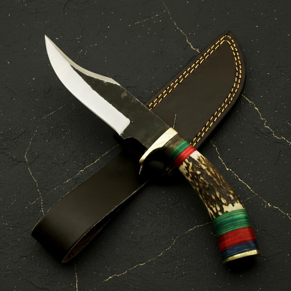 Handmade 512-Layer Damascus Steel Hunting Knife with Stag Horn Handle & Sheath (1 of 6)