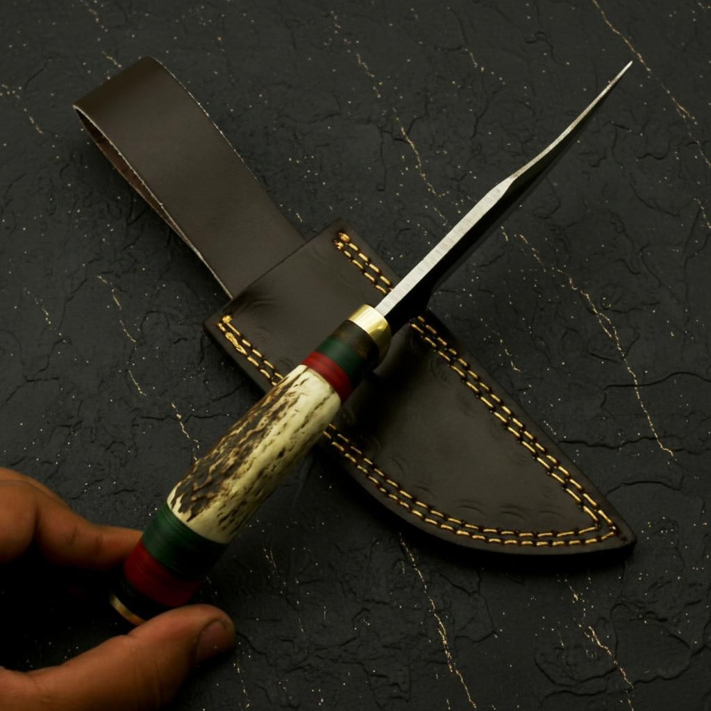 Handmade 512-Layer Damascus Steel Hunting Knife with Stag Horn Handle & Sheath - 5