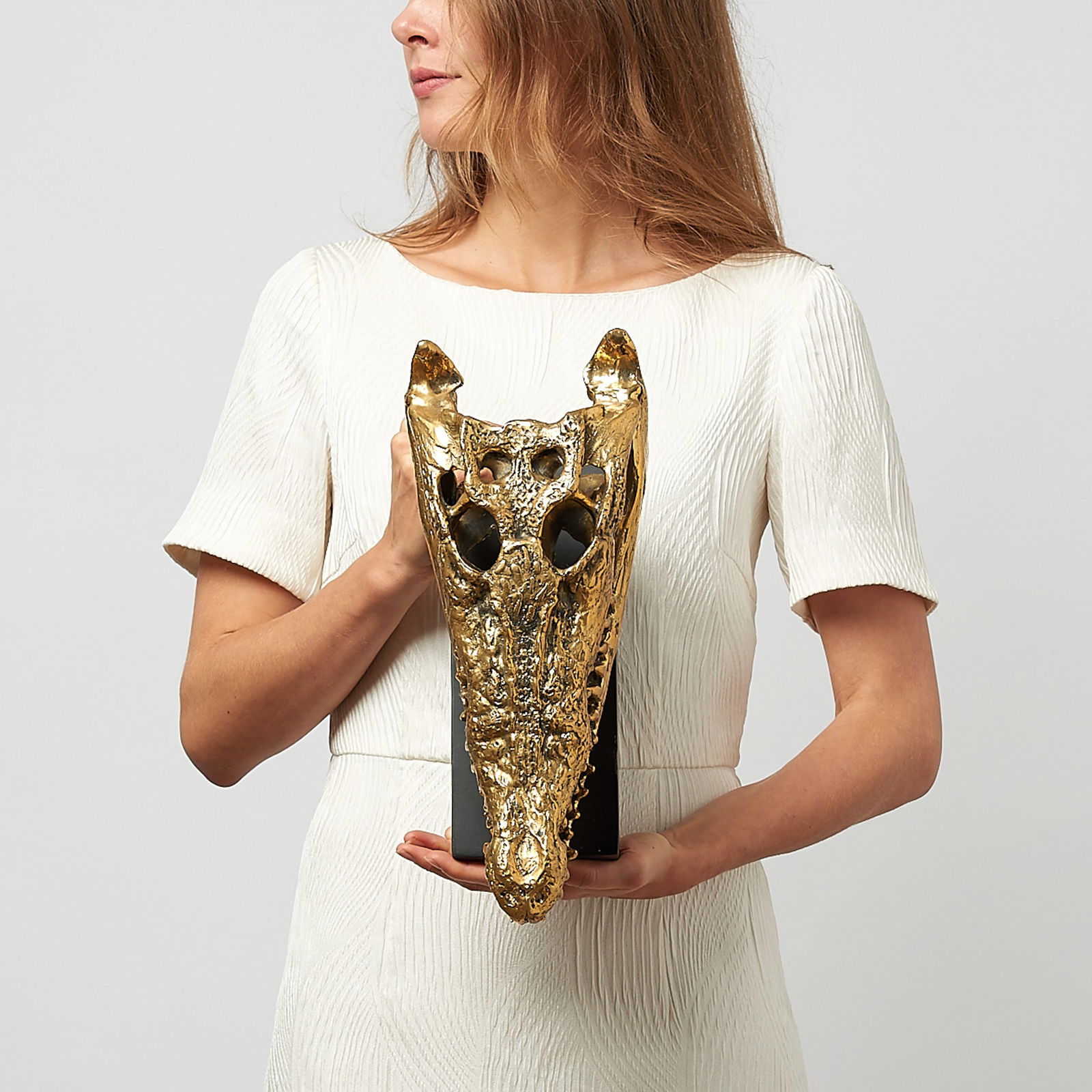 Fine bronze statue of a crocodile skull - 2