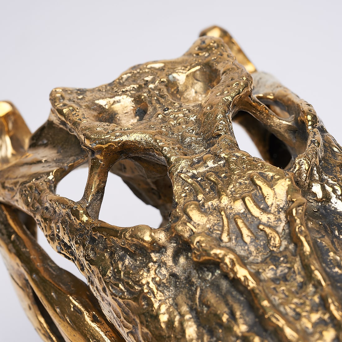 Fine bronze statue of a crocodile skull - 8