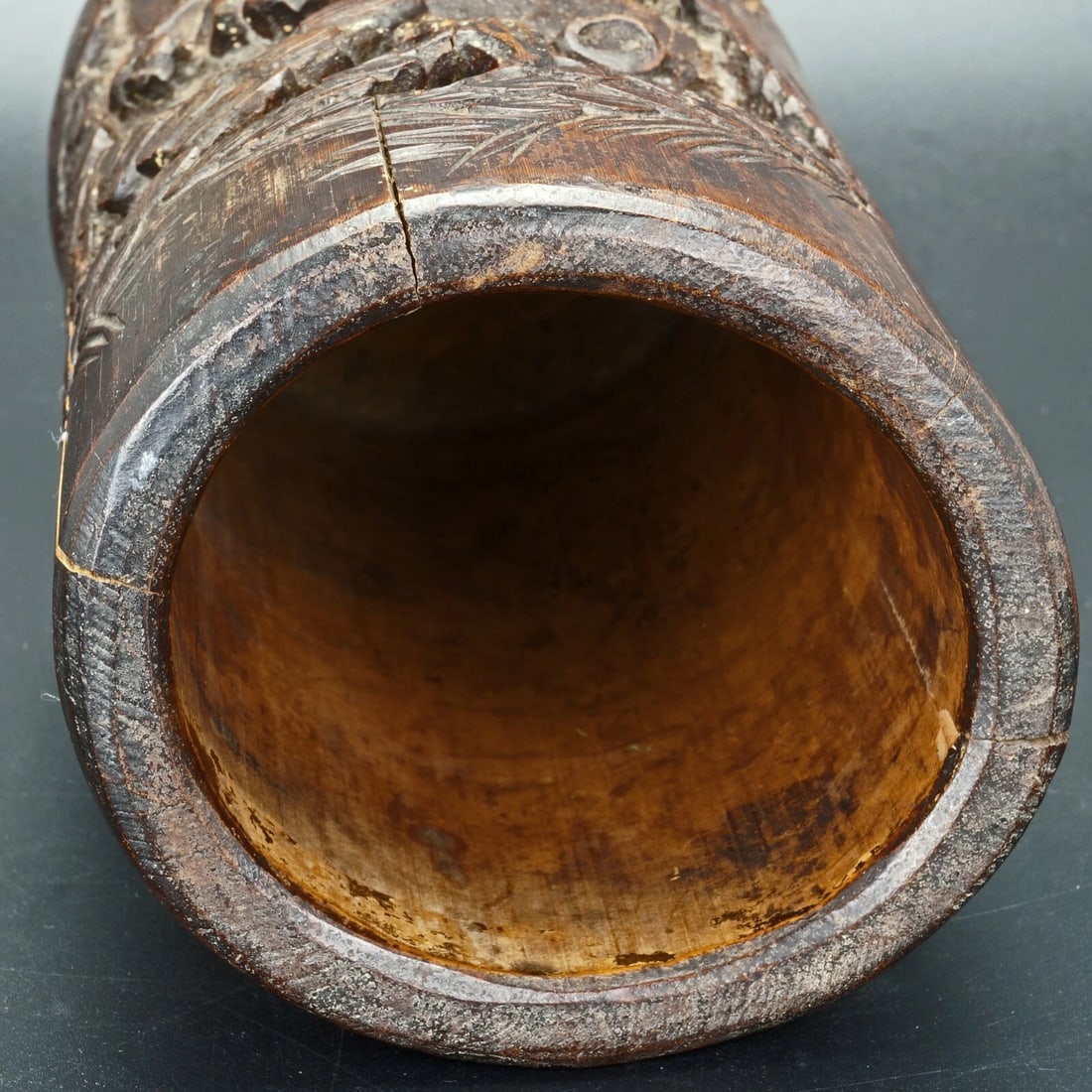 19th C Chinese carved bamboo brush pot - 6