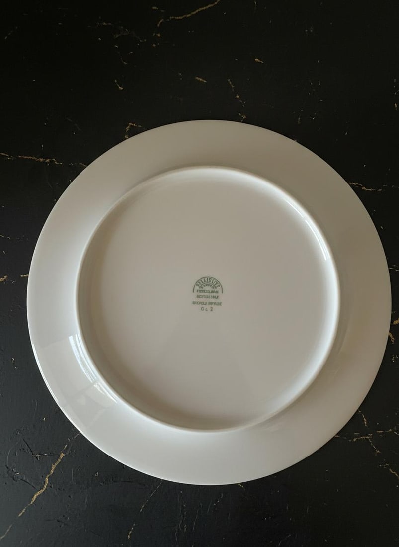 Set of 4 Pillivuyt French Porcelain Turkey Dinner Plates 9.5" Holiday Farm Scene - 3