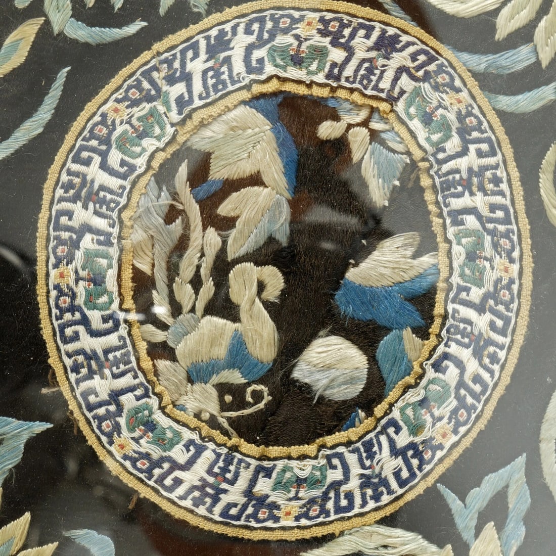 Chinese Silk Collar Framed Late Qing/Republic - 3