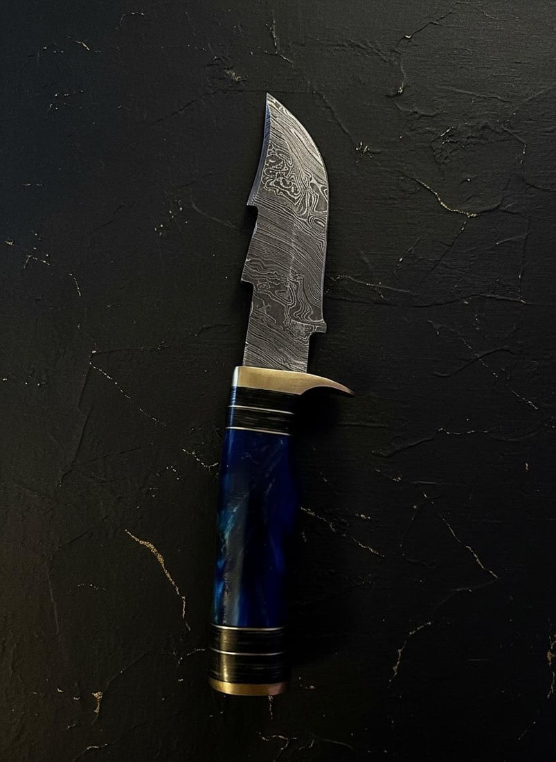 Pakistani Damascus Steel Knife, Hand-Forged Blade with Brass Hilt & Acrylic Handle - 2