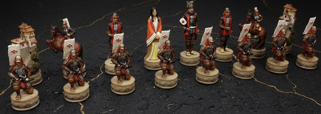 Hand Painted Japanese Samurai Warrior Chess Set 32 Pieces Oriental Theme NO BOARD - 6