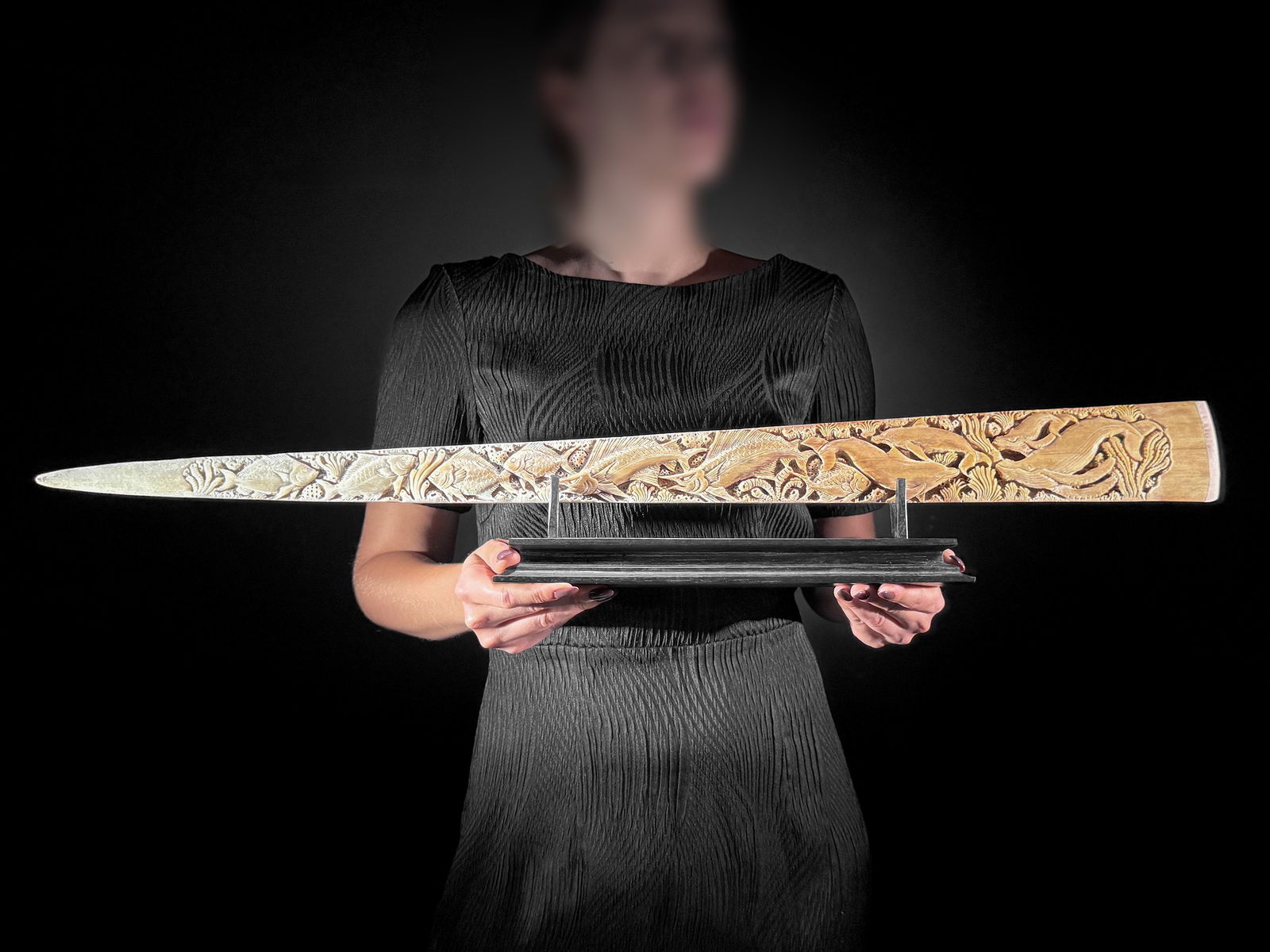 Wonderful engraved Swordfish rostrum - Marine motif - 2