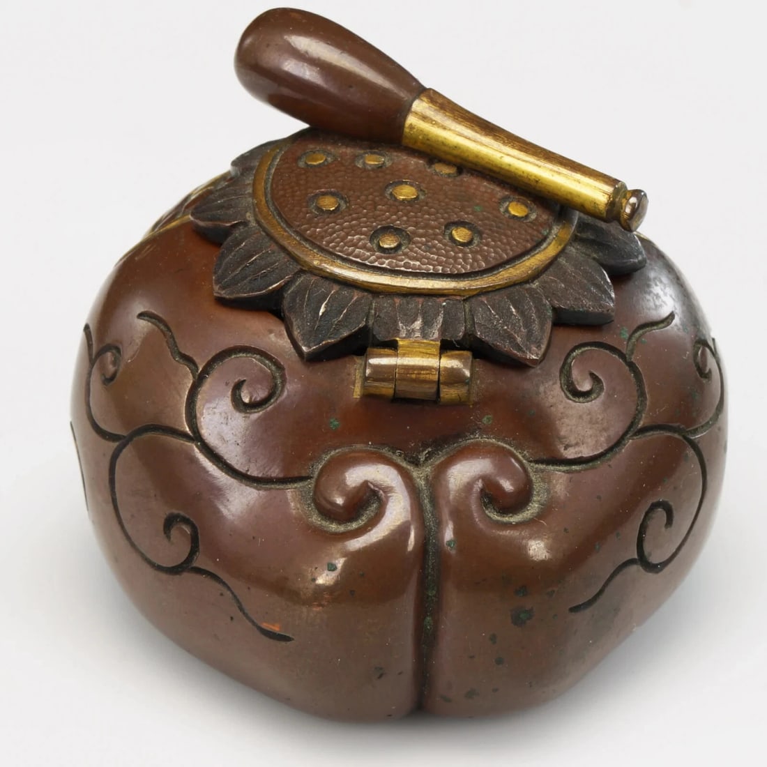 Japanese Meiji Inkwell Metal Lotus Design - 10