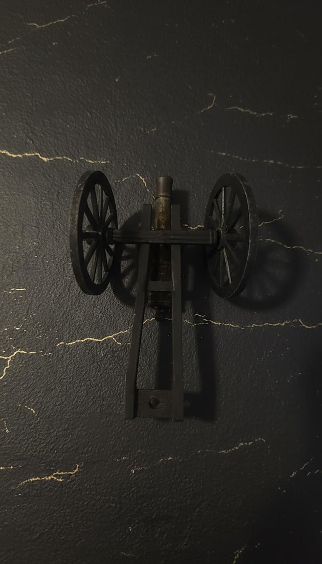 Vintage Military Cannon Model 591 Cast Iron and Brass Desktop Display - 6