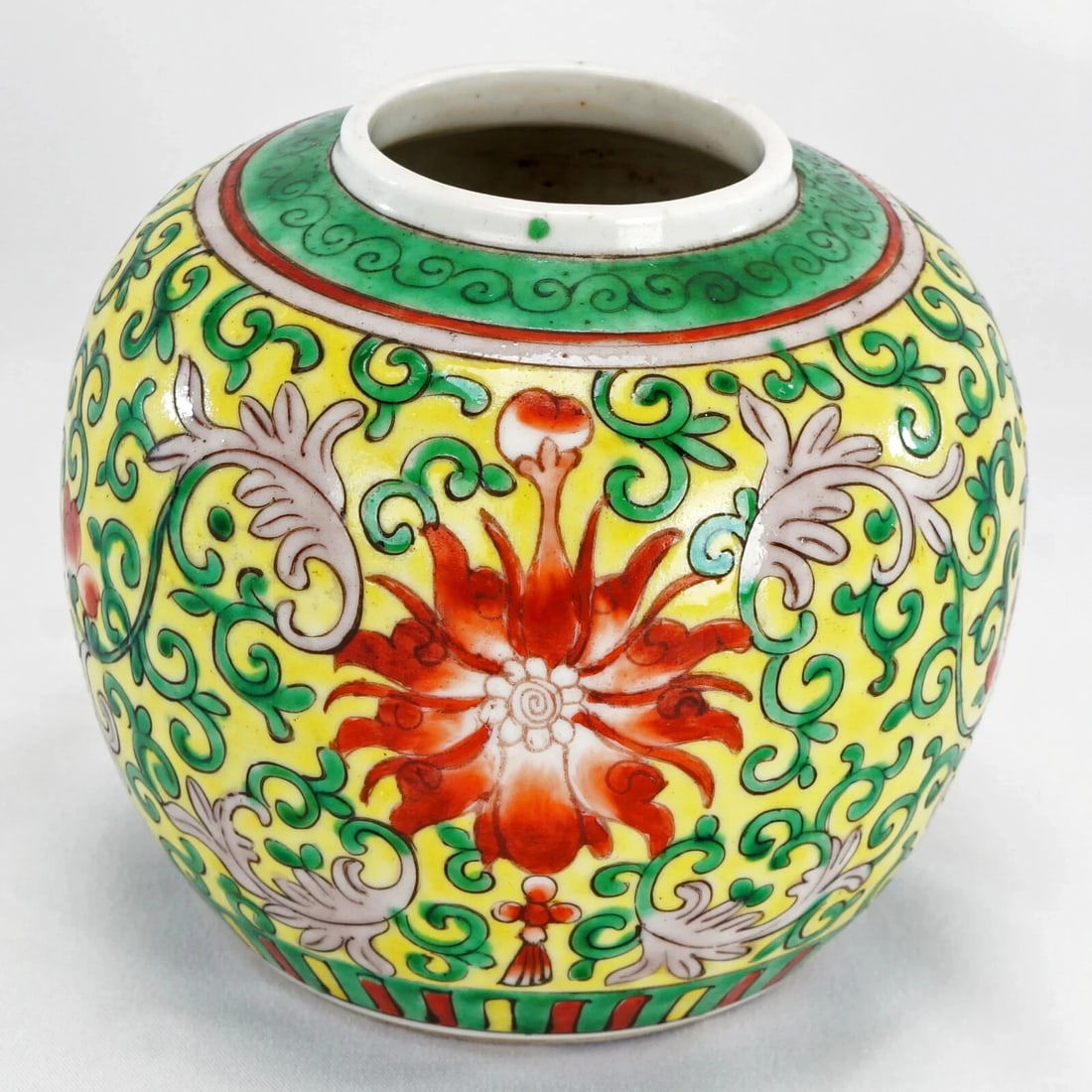 Chinese Polychrome Ginger Jar c 1920 (1 of 10)