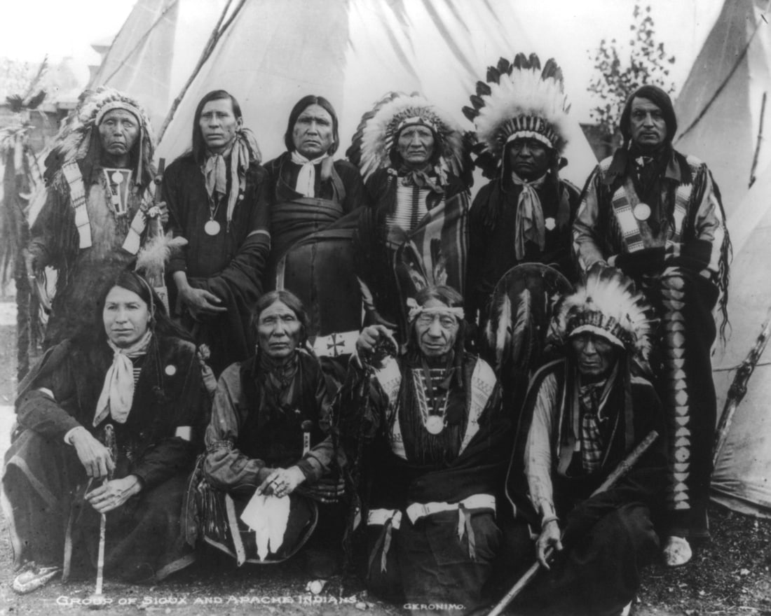 1904, GROUP OF 10 SIOUX AND APACHE CHIEFS: Title: 1904, GROUP OF 10 SIOUX AND APACHE CHIEFS Artist/Source: UNKNOWN Original Date: *(See Title) Dimensions: 8x10 or 10x8 Accordingly Description: || UNITED STATES SHIPPING ONLY! || This lot is a