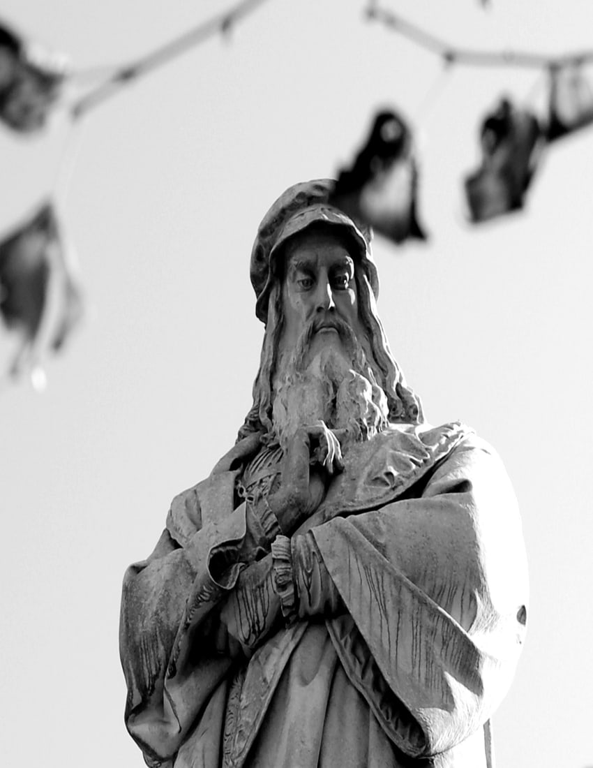 B&W LEONARDO da VINCI CLOSE-UP: Title: B&W LEONARDO da VINCI CLOSE-UP Artist/Source: EUROCONTEMPO PUBLISHING Original Date: UNKNOWN Dimensions: 8X10" Description: || UNITED STATES SHIPPING ONLY! || This lot is a Dye Based