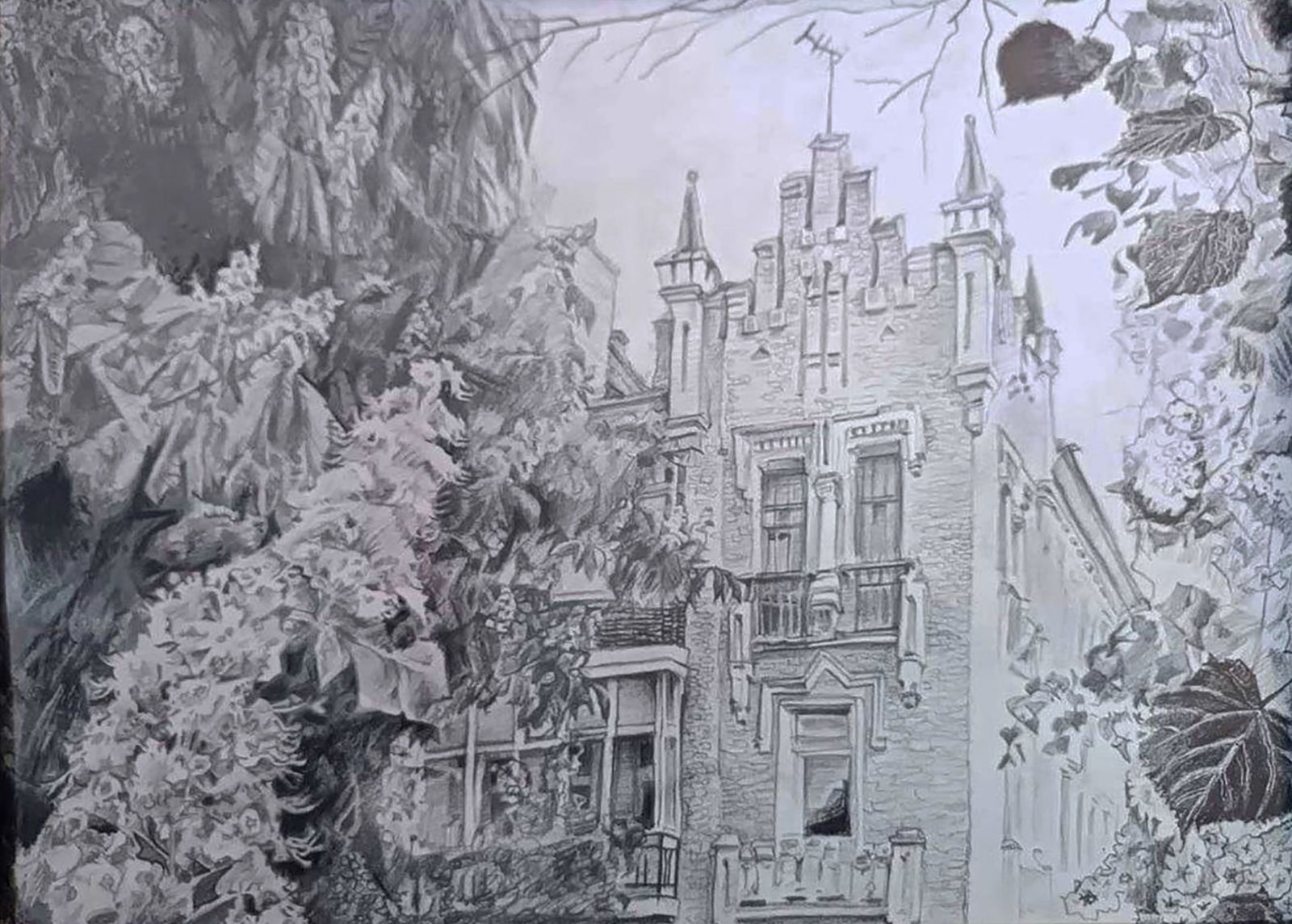 Pencil painting Spring in front of the mansion Elena Yurko - 2