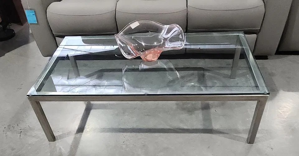 Milo Baughman style Mid-Century Modern 30"x54x16" glass & brushed aluminum coffee table w/ elegant: DescriptionTitle: Milo Baughman style Mid-Century Modern 30"x54x16" glass & brushed aluminum coffee table w/ elegant minimalist design.Description: Milo Baughman style Mid-Century Modern 30"x54x16" gl