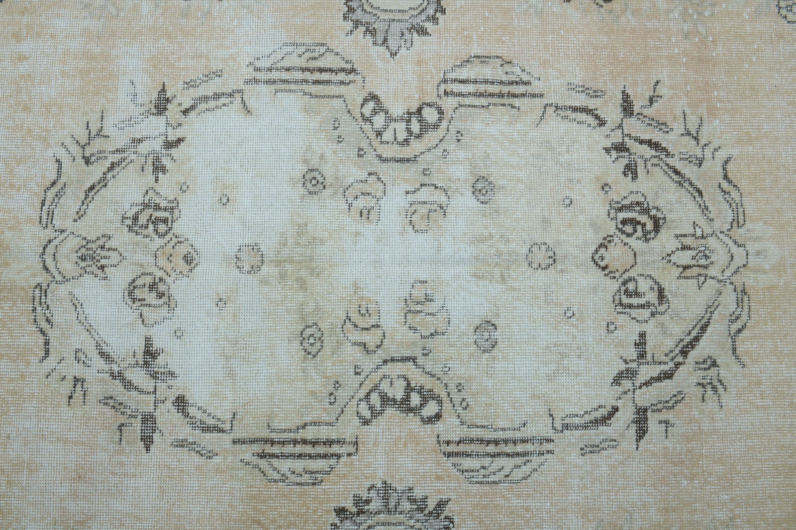 6x10 Beige Turkish rug, Vintage Area Oushak - 17