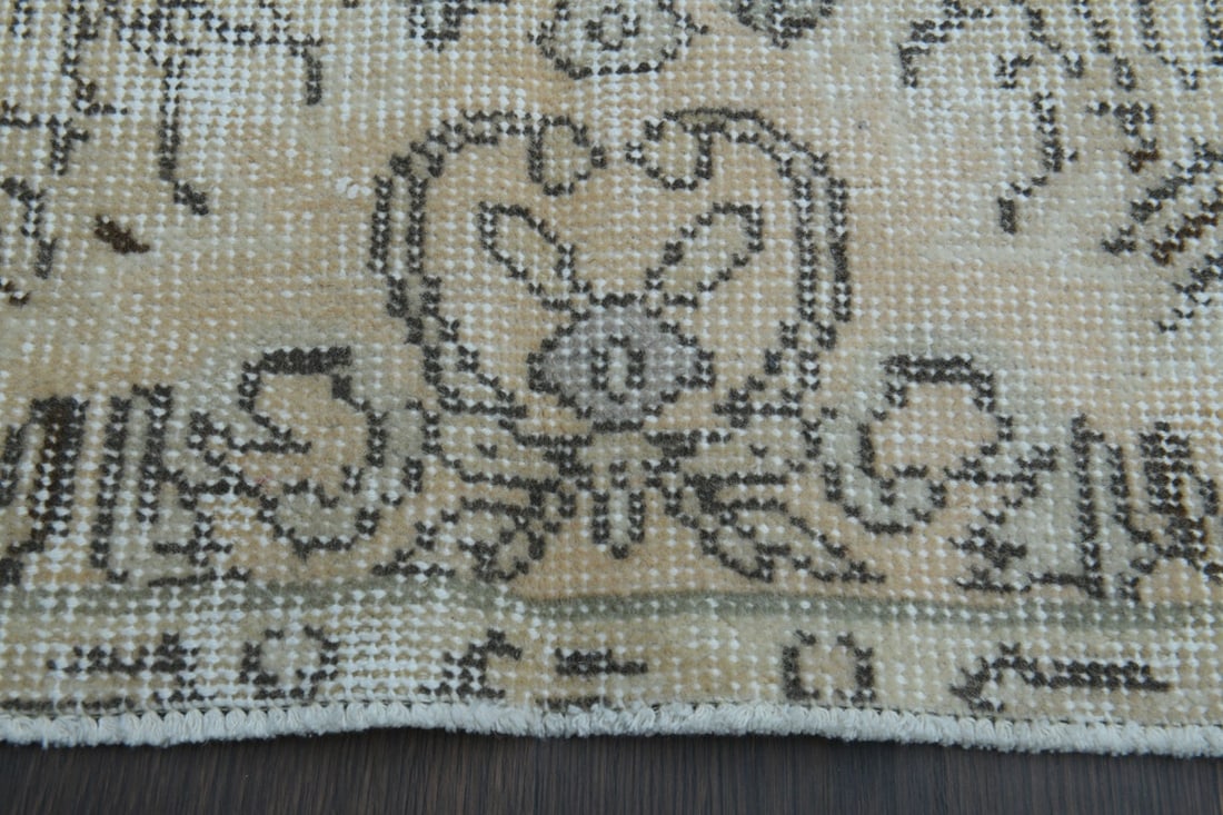 6x10 Beige Turkish rug, Vintage Area Oushak - 3