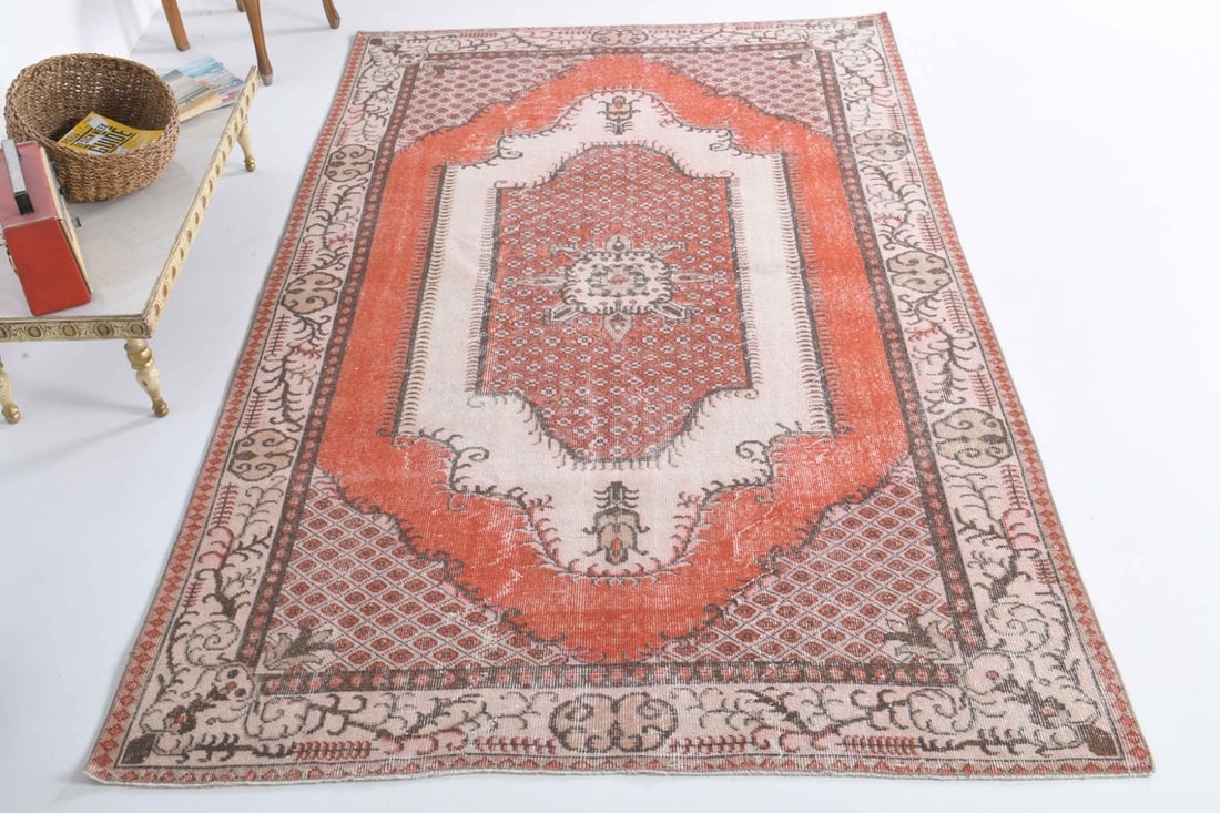 5.5x8.8 ft, ANTIQUE Rug, TURKISH: Title: 5.5x8.8 ft, ANTIQUE Rug, TURKISH Origin: Turkey Date/Period: 1960 - 1970 Materials: Wool And Cotton Size: Width: 5.5 feet; Length: 8.8 feet Description: This Turkish one-of-a-kind Vintage