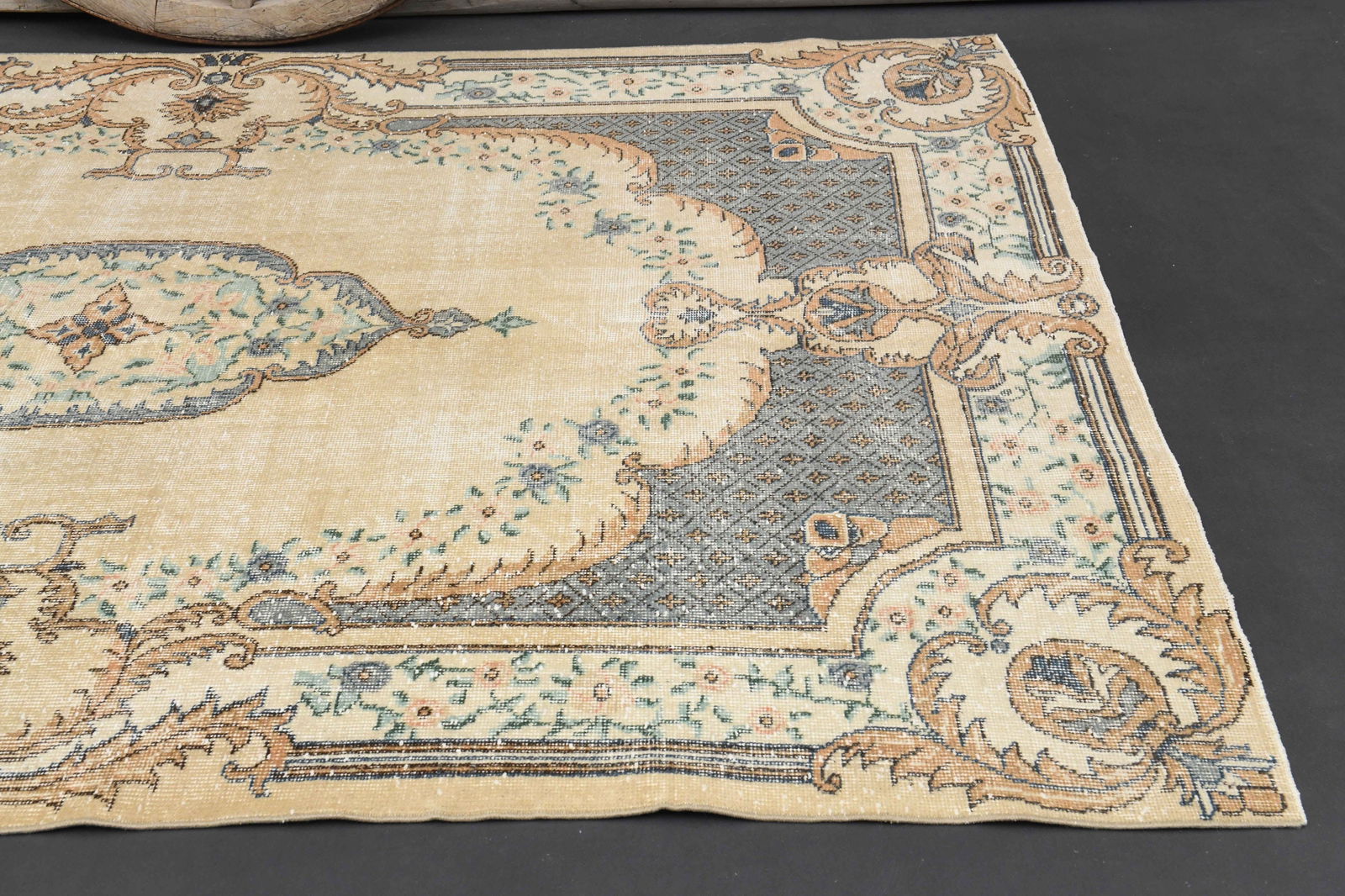 5.9x9.2 TURKISH Area Rug - 16