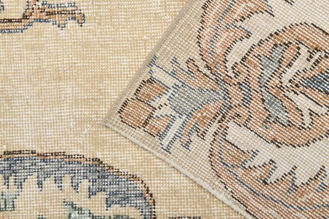 5.9x9.2 TURKISH Area Rug - 5