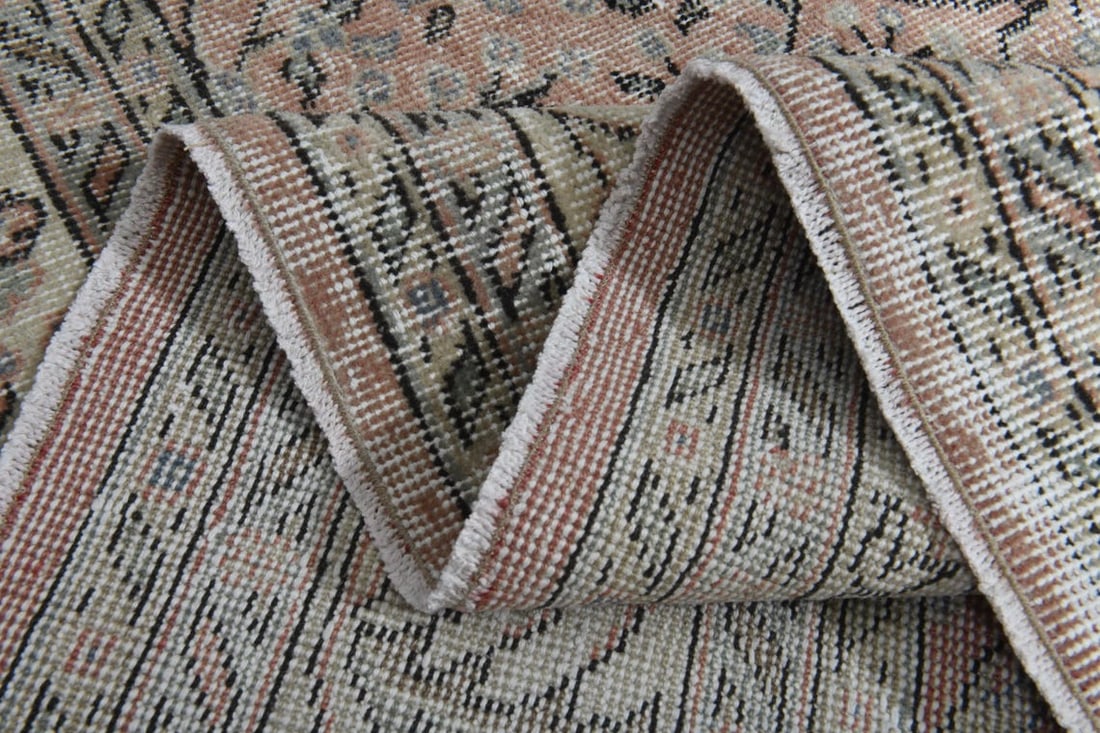 8'7x12'5 ft, VINTAGE TURKISH RUG: Title: 8'7x12'5 ft, VINTAGE TURKISH RUG Origin: Turkey Date/Period: 1960 - 1970 Materials: Wool And Cotton Size: Width: 8.7 feet; Length: 12.5 feet Description: This Turkish one-of-a-kind Vintage