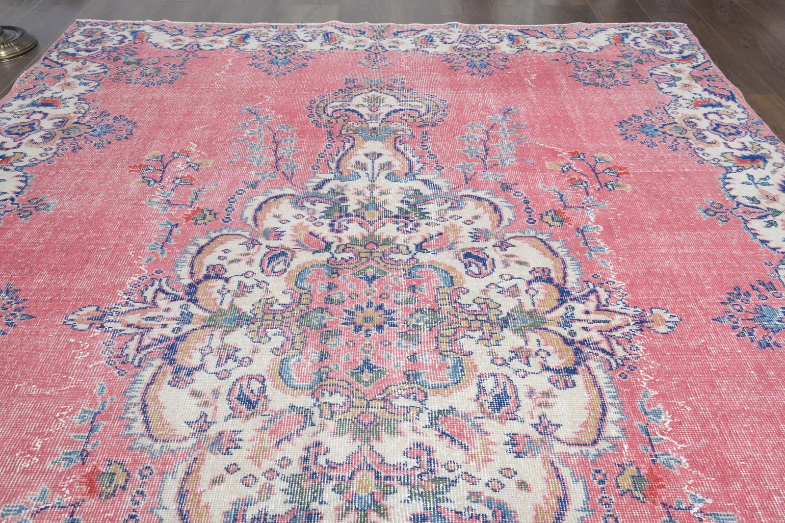 7.1x10'2 ft, VINTAGE TURKISH RUG, Living Room - 12