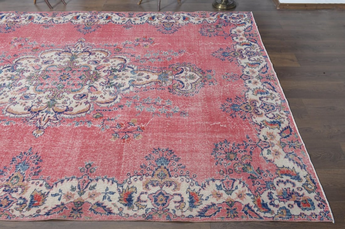 7.1x10'2 ft, VINTAGE TURKISH RUG, Living Room - 8