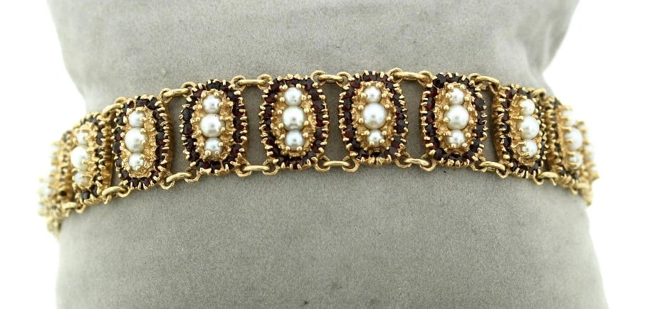 C.1950 VINTAGE 14K YELLOW GOLD GARNET PEARL BRACELET STAMPED UNIQUE - 7