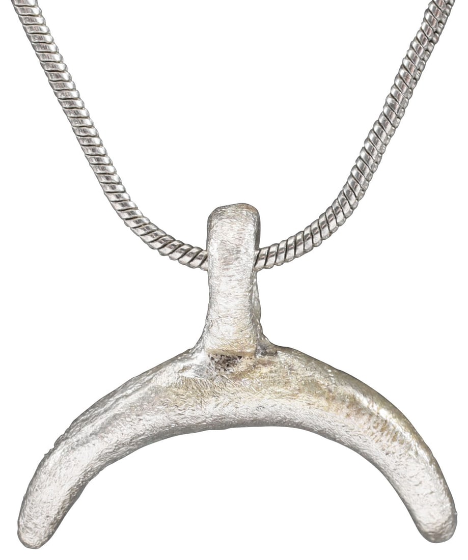 VIKING LUNAR PENDANT NECKLACE, C.950-1050 AD - 2