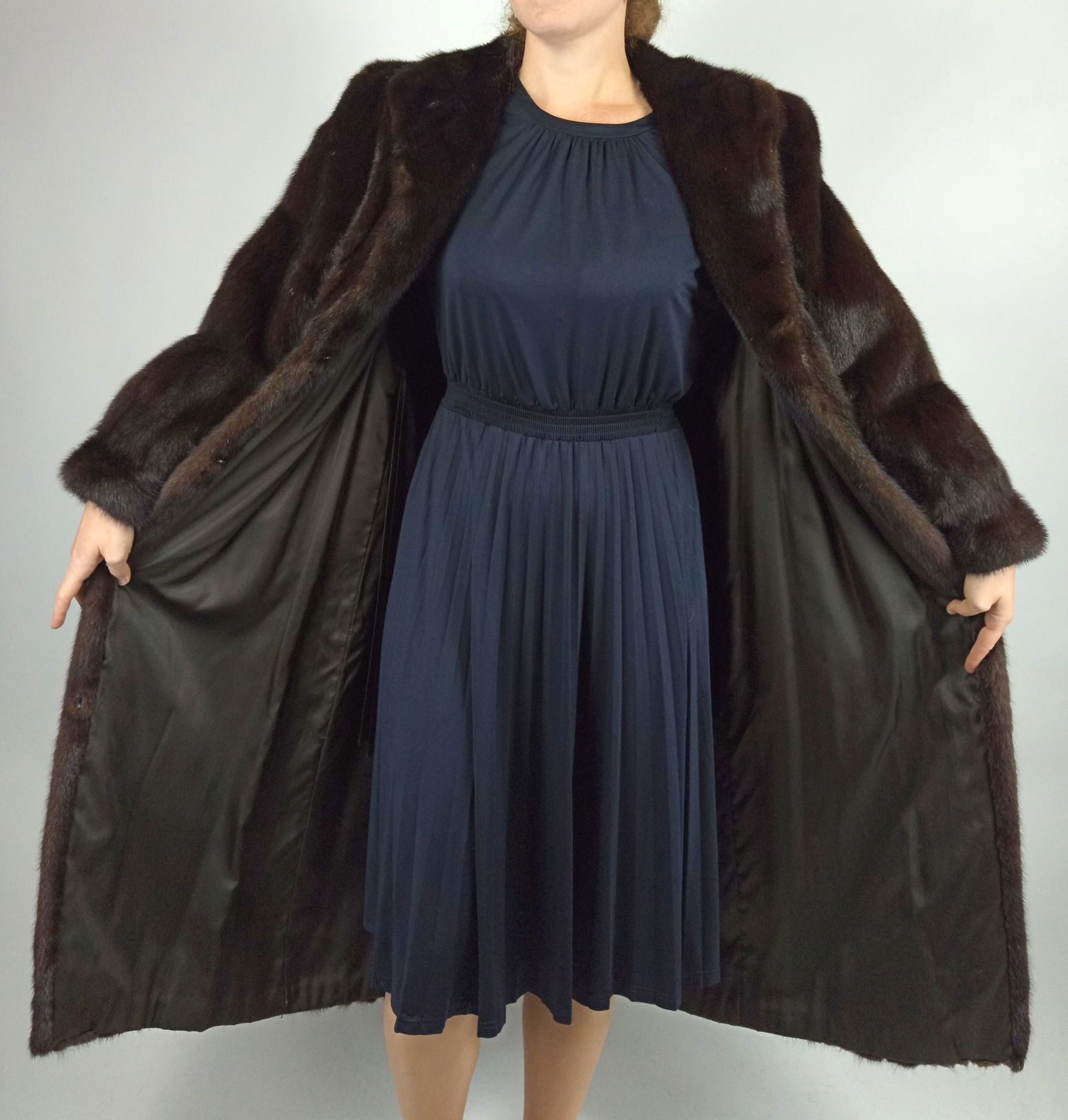 MAHOGANY MINK FUR COAT EU: XXL ; US: 22 - 6