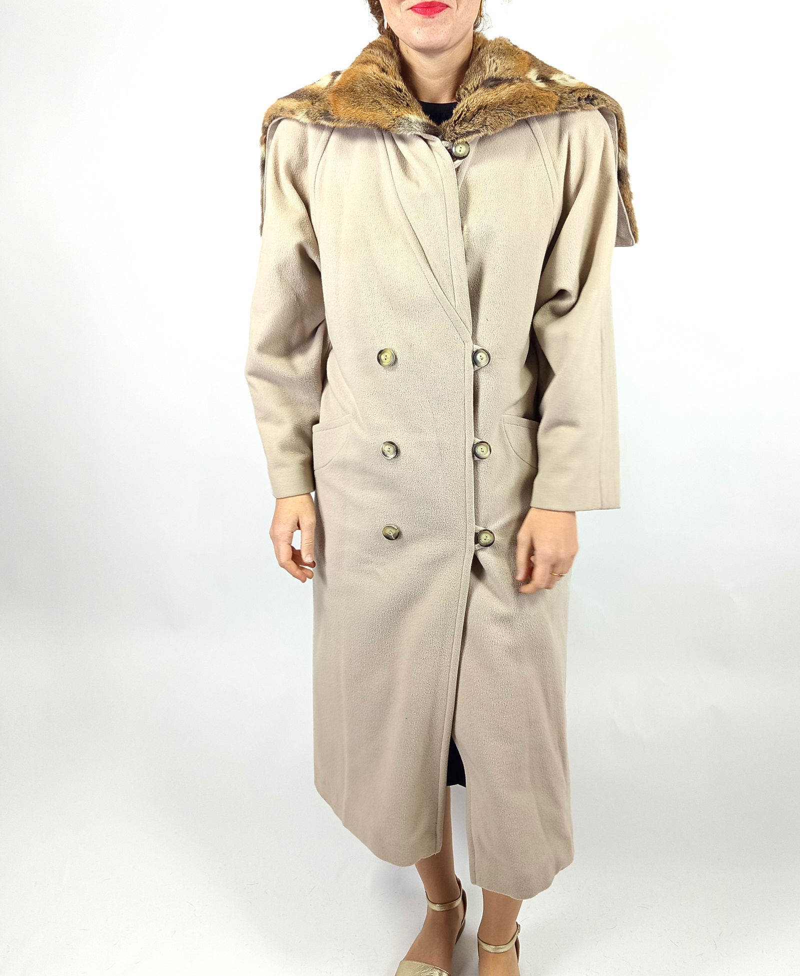 WOOL & CASHMERE BLEND FUR COAT EU: XL ; US: 20 - 5
