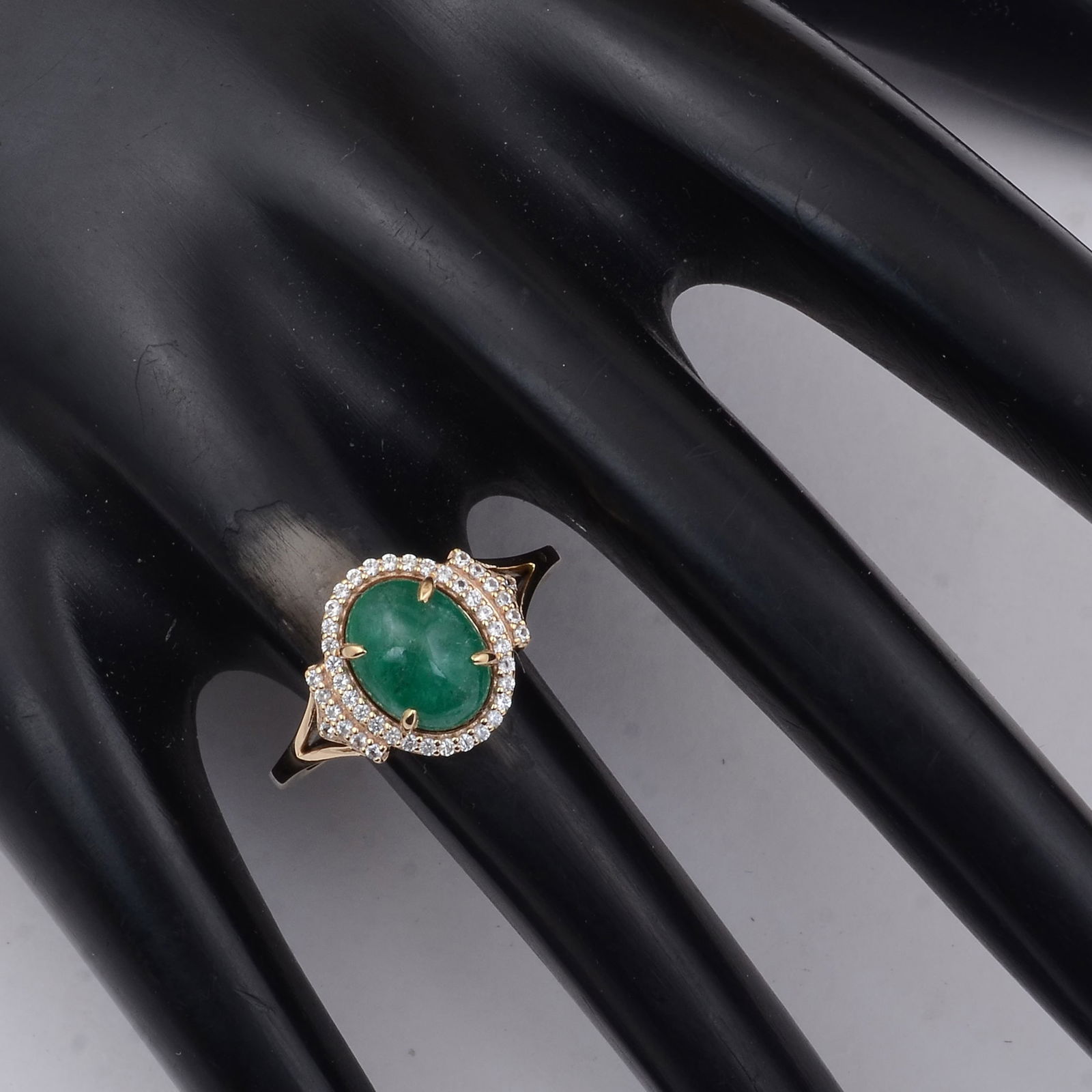 1.71 Ct Oval Emerald 9K Gold Ring - 2