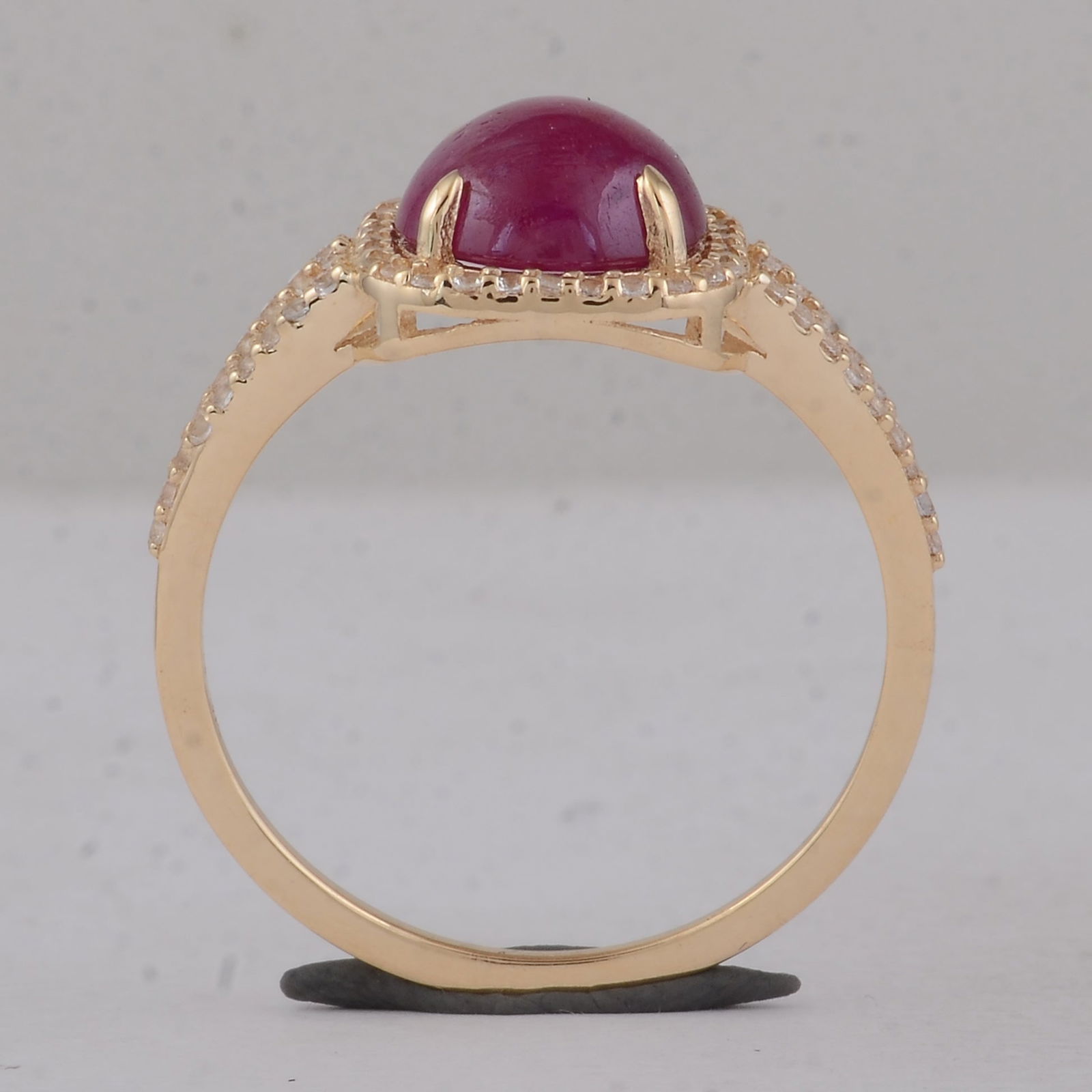 2.79 Ct Round Ruby 9K Gold Ring - 4