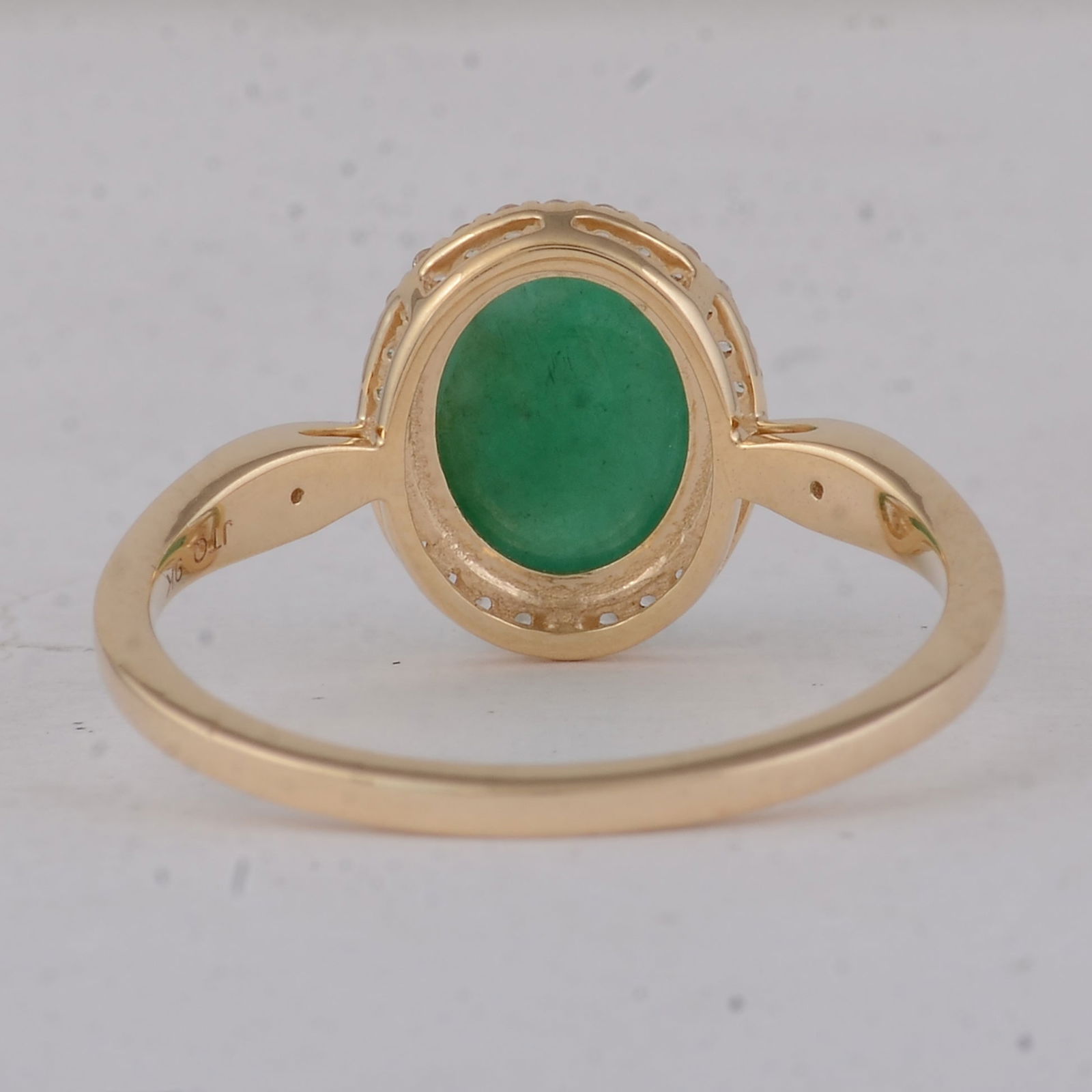 1.96 Ct Oval Emerald 9K Gold Ring - 4