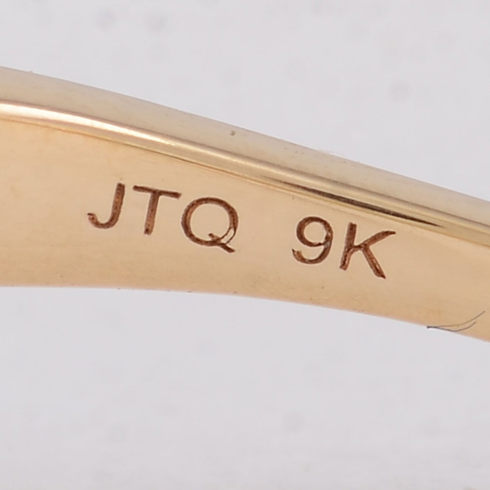 1.96 Ct Oval Emerald 9K Gold Ring - 5