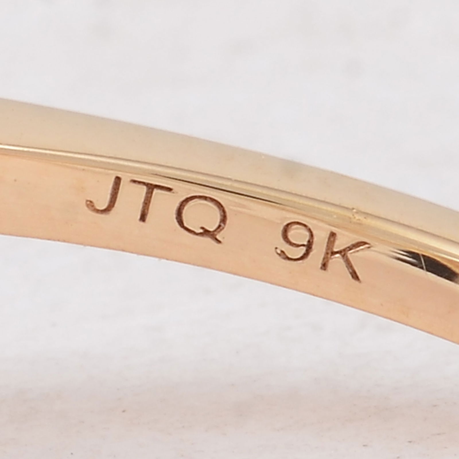 2.25 Ct Oval Ruby 9K Gold Ring - 5