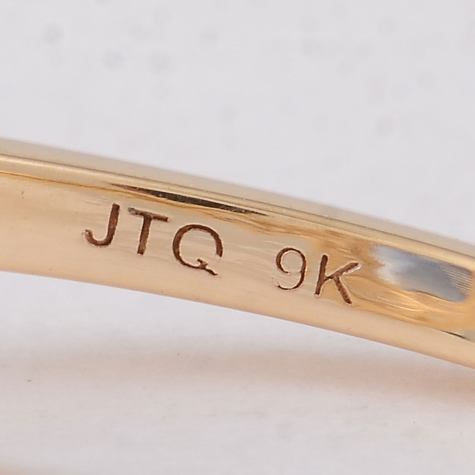 1.72 Ct Oval Sapphire 9K Gold Ring - 5