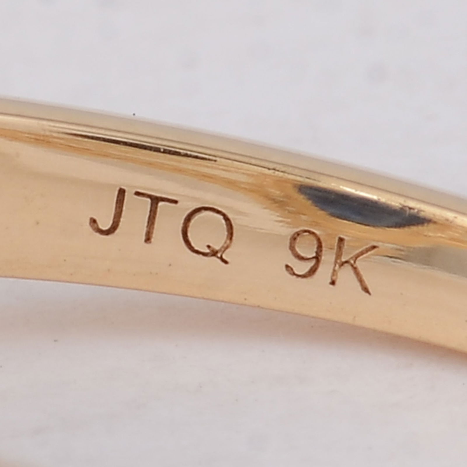 2.68 Ct Oval Sapphire 9K Gold Ring - 5