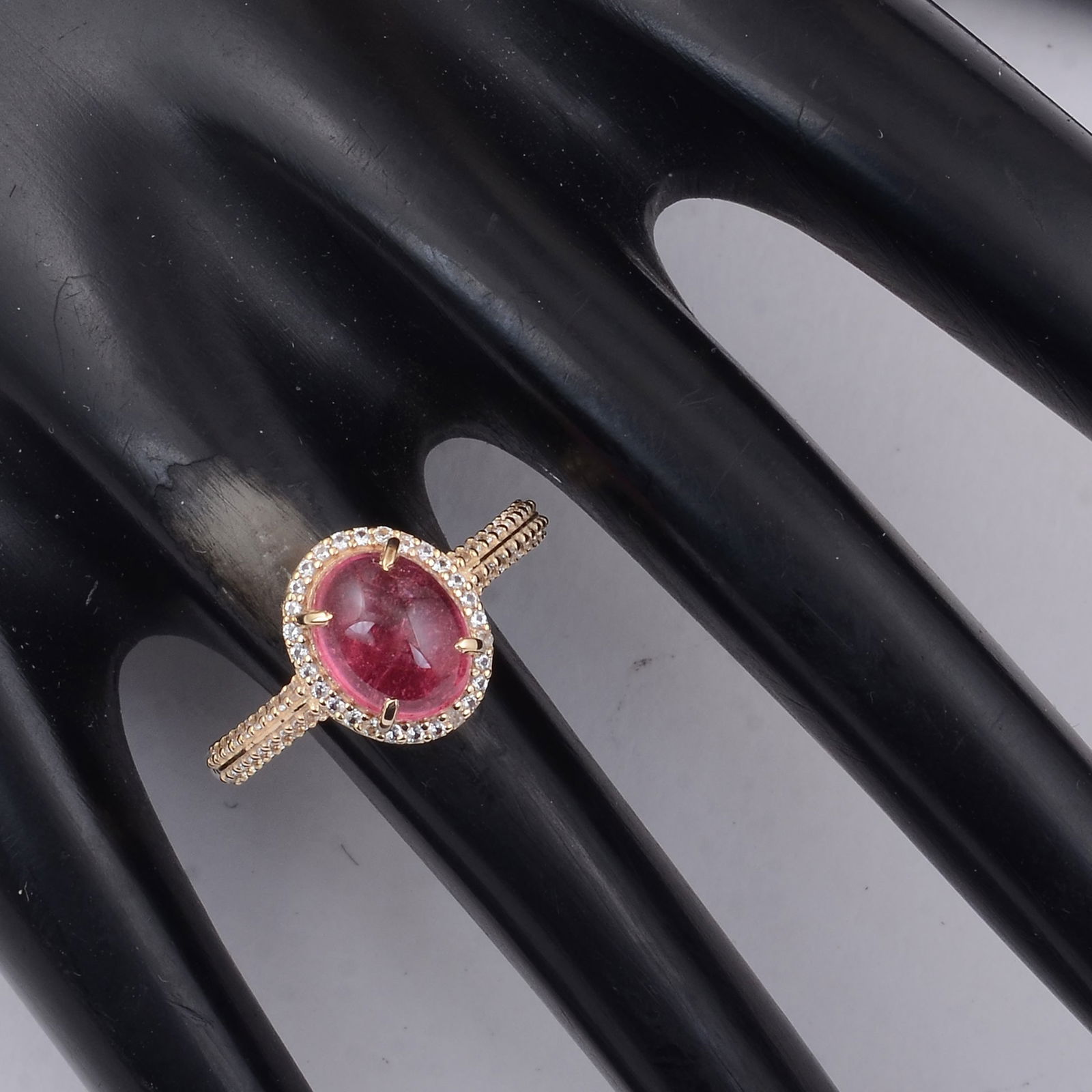 2.50 Ct Oval Tourmaline 9K Gold Ring - 2